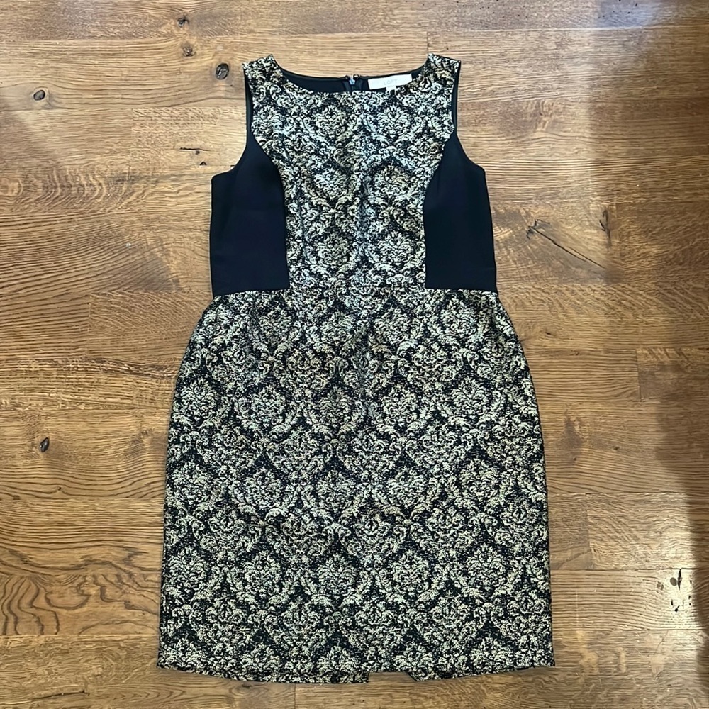 Loft Women’s Black and Gold Size 8